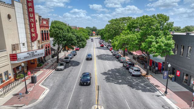 727 FLORENCE ROAD, New Braunfels, TX 78130
