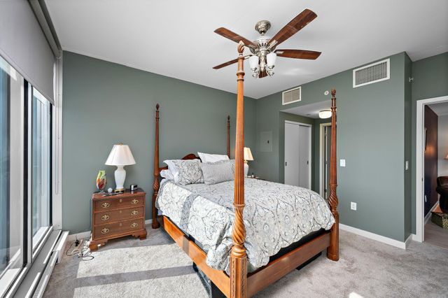 8161 33rd Avenue S 508, Bloomington, MN 55425