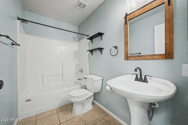 9315 W PALMER Drive, Peoria, AZ 85345