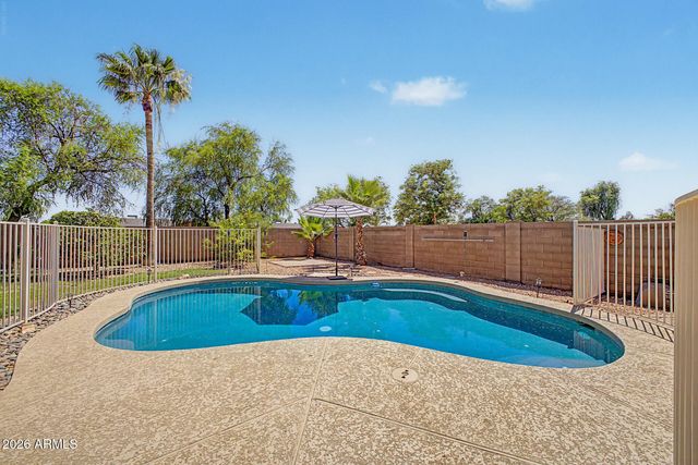 9315 W PALMER Drive, Peoria, AZ 85345