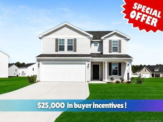2118 Purebred (Lot 163) Circle, Hope Mills, NC 28348