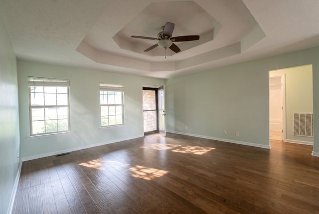 207 Jordan Ave, Shelbyville, TN 37160