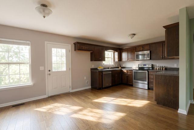 207 Jordan Ave, Shelbyville, TN 37160