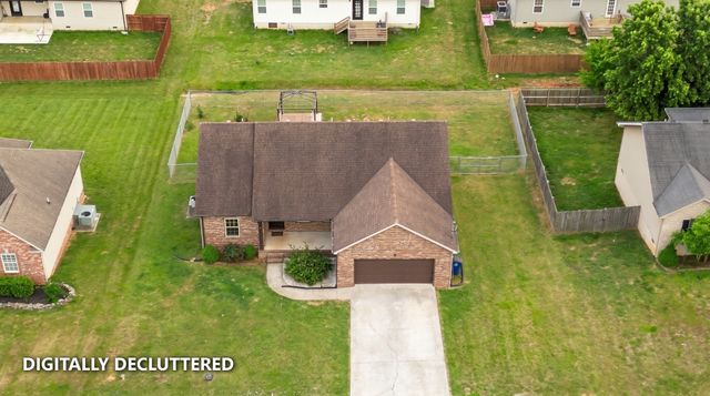 207 Jordan Ave, Shelbyville, TN 37160