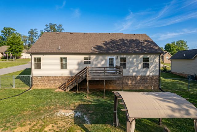 207 Jordan Ave, Shelbyville, TN 37160