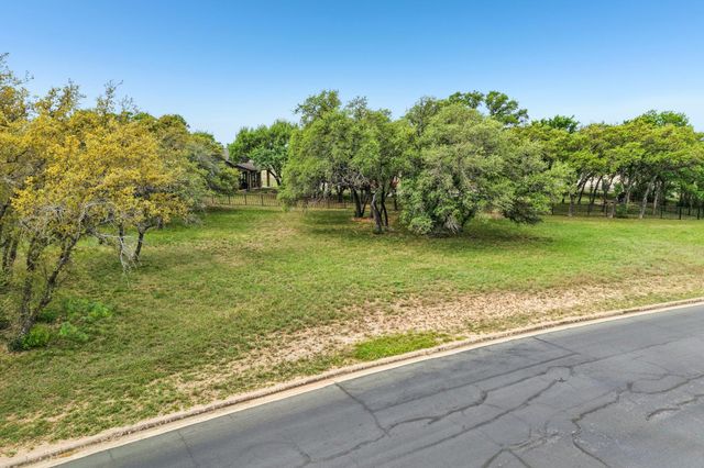 26101 Masters PKWY, Spicewood, TX 78669