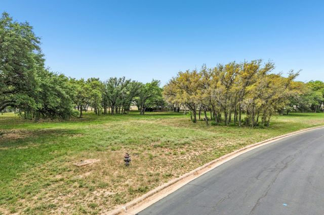 26101 Masters PKWY, Spicewood, TX 78669
