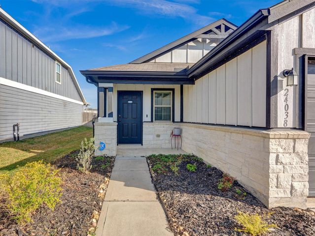 24038 Hay Iron Drive, Hockley, TX 77447