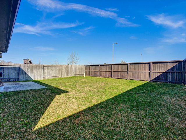 24038 Hay Iron Drive, Hockley, TX 77447