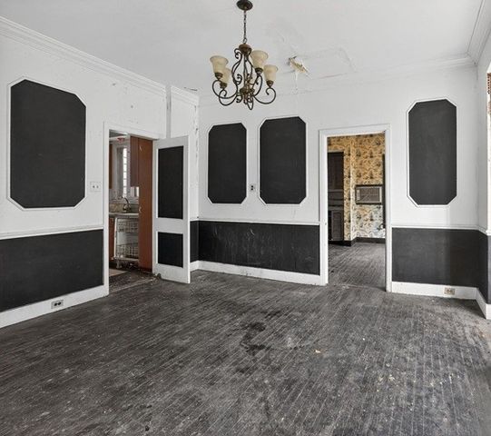 3604 Brighton Rd, E Pittsburgh, PA 15212