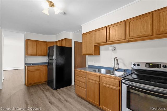 2269 S Circle Drive, Ann Arbor, MI 48103