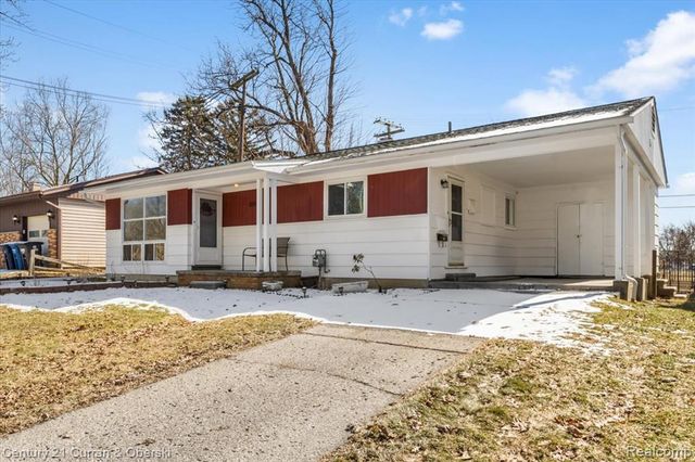 2269 S Circle Drive, Ann Arbor, MI 48103