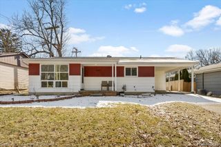 2269 S Circle Drive, Ann Arbor, MI 48103