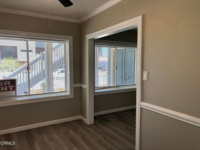 10822 Hartsook Street 1, Los Angeles, CA 91601