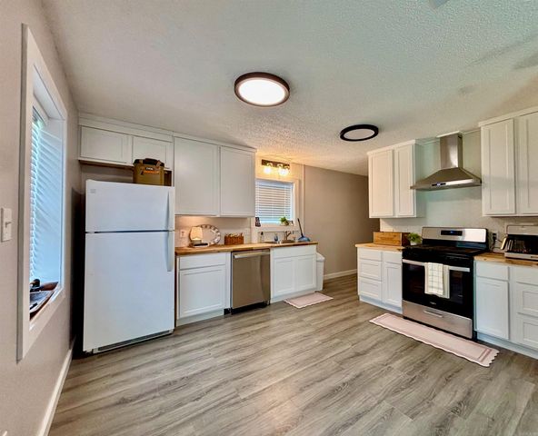 202 W Hazel St, Walnut Ridge, AR 72476