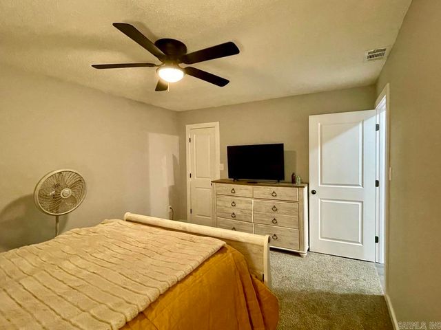 202 W Hazel St, Walnut Ridge, AR 72476