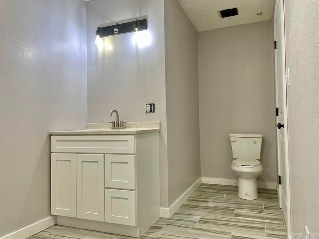 202 W Hazel St, Walnut Ridge, AR 72476