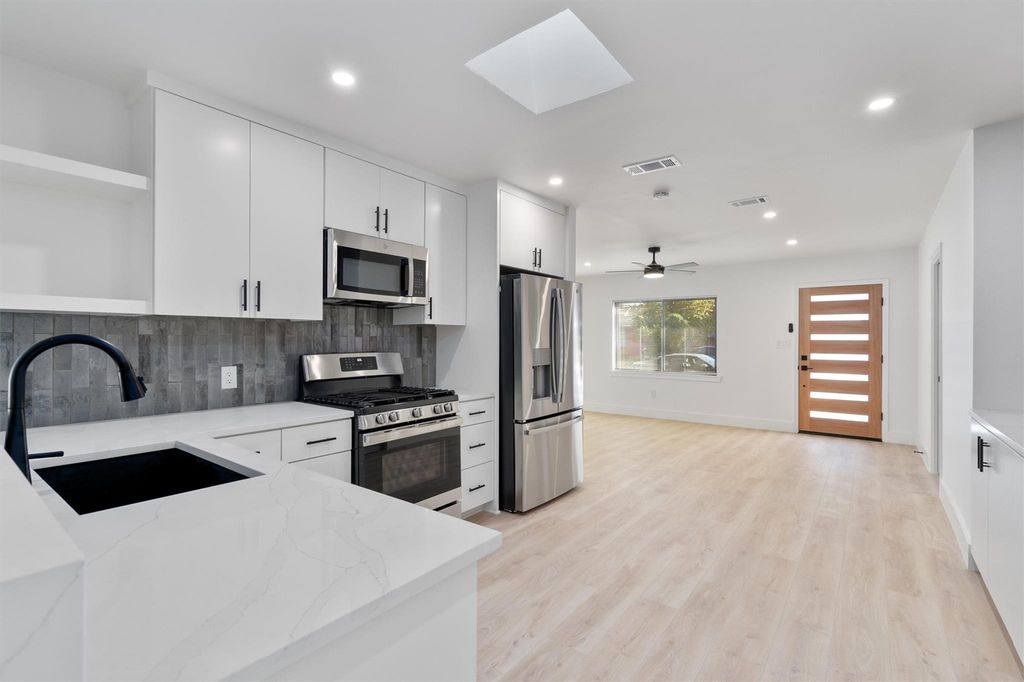 406 Hammack DR, Austin, TX 78752