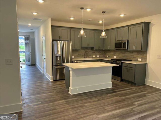 1708 Gunnin Trace NW, Atlanta, GA 30318