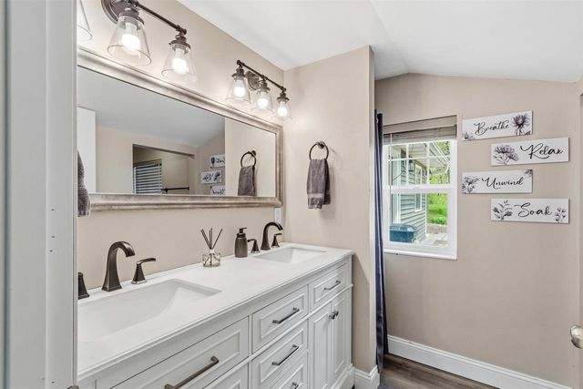 5606 Midland Road, Mazomanie, WI 53560