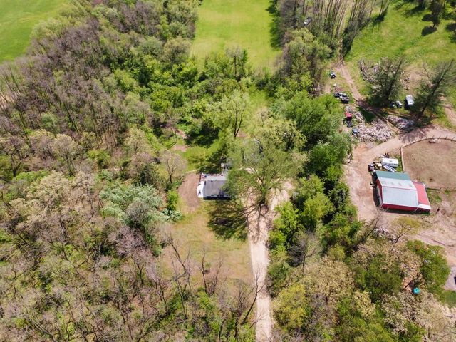 5606 Midland Road, Mazomanie, WI 53560
