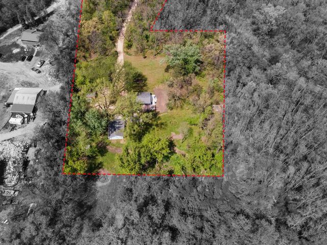 5606 Midland Road, Mazomanie, WI 53560