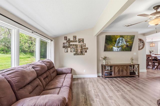 5606 Midland Road, Mazomanie, WI 53560