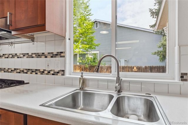 8389 Curlycup Place, Parker, CO 80134