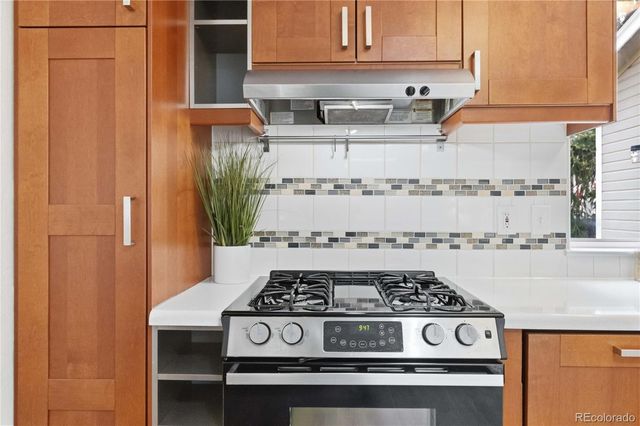 8389 Curlycup Place, Parker, CO 80134