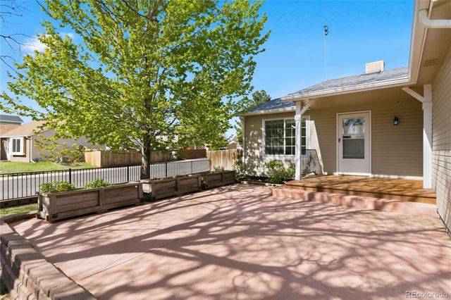 8389 Curlycup Place, Parker, CO 80134