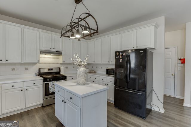 3270 Royal Creek Way SW, Lilburn, GA 30047