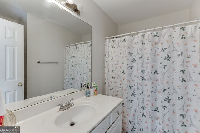 3270 Royal Creek Way SW, Lilburn, GA 30047