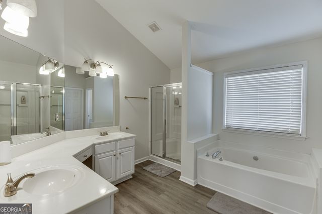 3270 Royal Creek Way SW, Lilburn, GA 30047