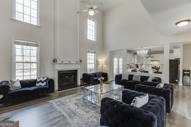 3270 Royal Creek Way SW, Lilburn, GA 30047