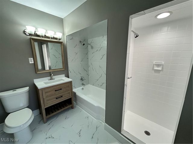 3785 Glenwood Road, Cleveland Heights, OH 44121