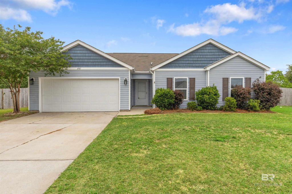 6987 Crimson Lane, Gulf Shores, AL 36542