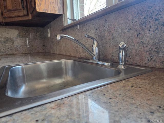 68 Kirkwood Road, Port Washington, NY 11050