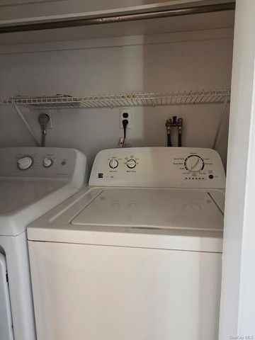 68 Kirkwood Road, Port Washington, NY 11050