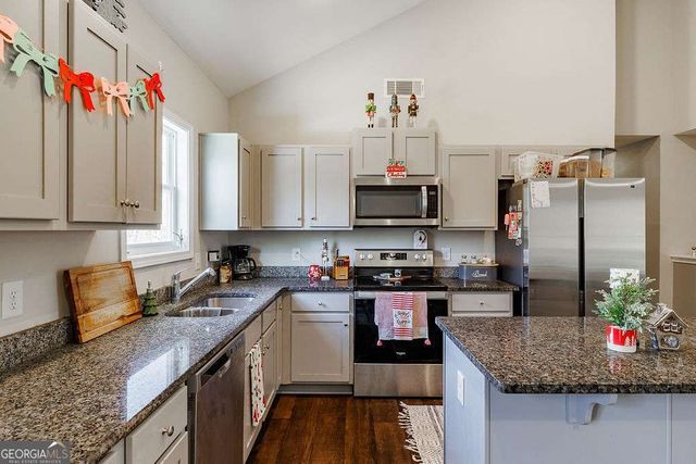 141 Misty Grove Lane, Eatonton, GA 31024