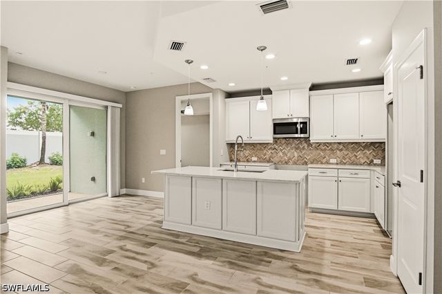 2664 Seychelles CIR 2401, Naples, FL 34112
