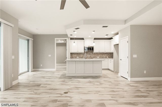 2664 Seychelles CIR 2401, Naples, FL 34112