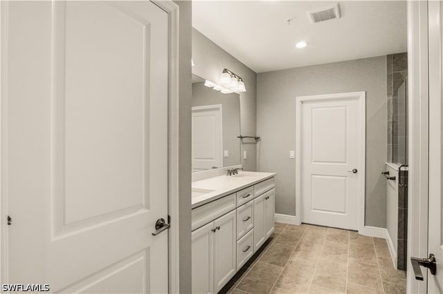 2664 Seychelles CIR 2401, Naples, FL 34112
