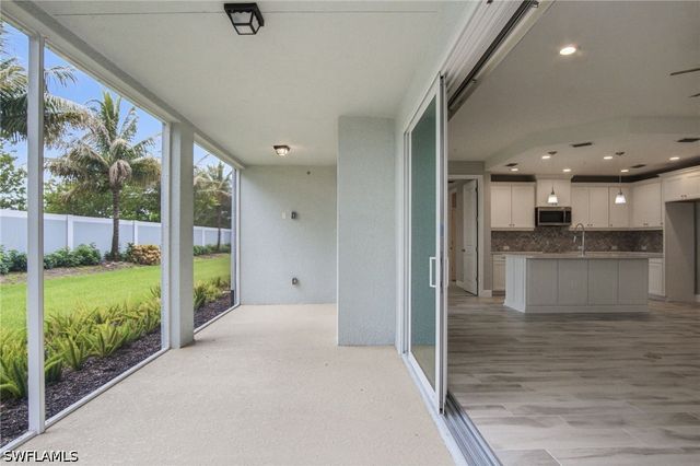 2664 Seychelles CIR 2401, Naples, FL 34112