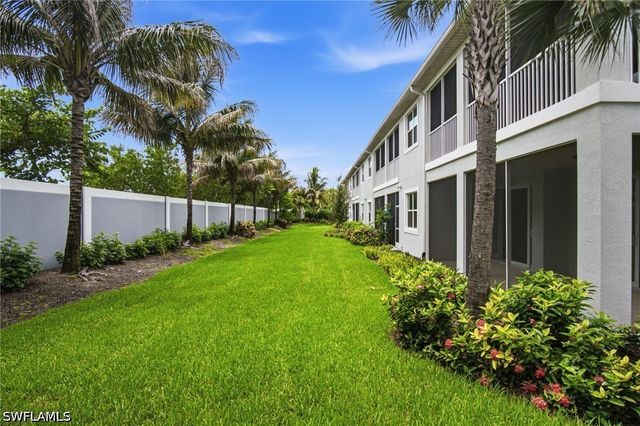2664 Seychelles CIR 2401, Naples, FL 34112