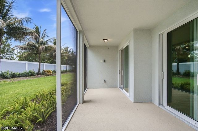 2664 Seychelles CIR 2401, Naples, FL 34112