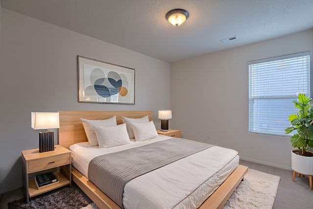 1324 Spruce Meadows Drive NE, Rio Rancho, NM 87144