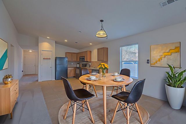 1324 Spruce Meadows Drive NE, Rio Rancho, NM 87144