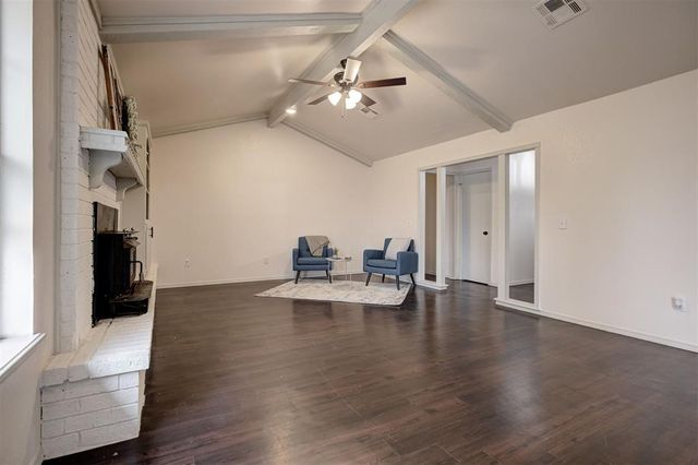 11832 Sagamore Drive, Yukon, OK 73099