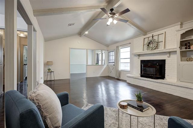 11832 Sagamore Drive, Yukon, OK 73099