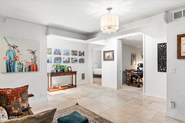 7005 N BARBADOS Place, Phoenix, AZ 85021